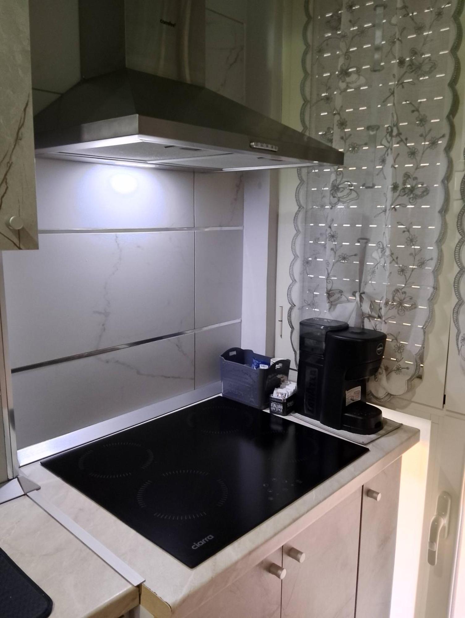 Апартаменты Mary House Napoli Centro Экстерьер фото